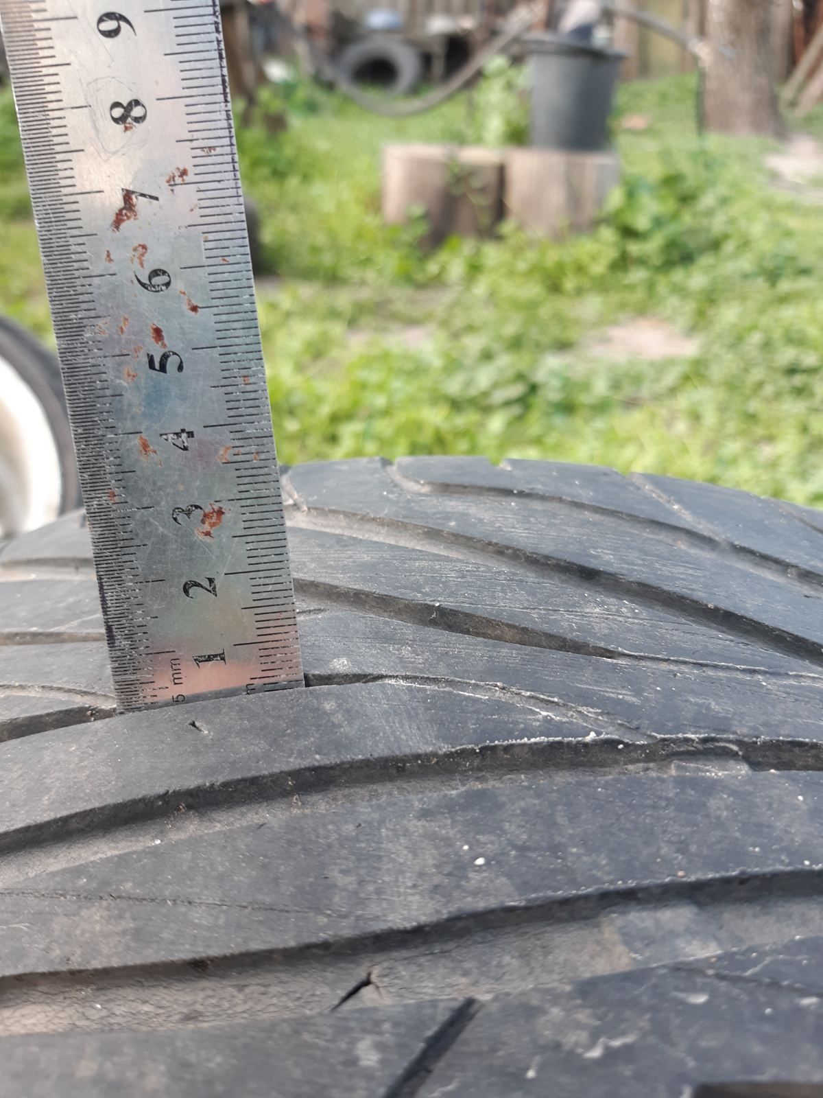 Комплект дисків R15 (4*100) + резина  195/45 R15