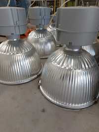 Holofotes industriais para armazém com lâmpada