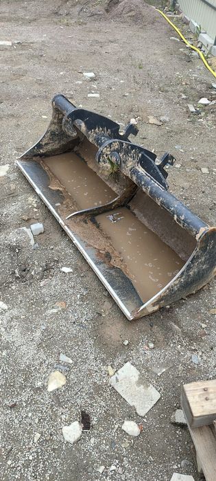 Ковш до міні екскаватора