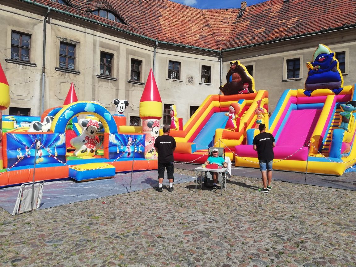 Dmuchańce PIANA PARTY Zjeżdżalnia kule wata