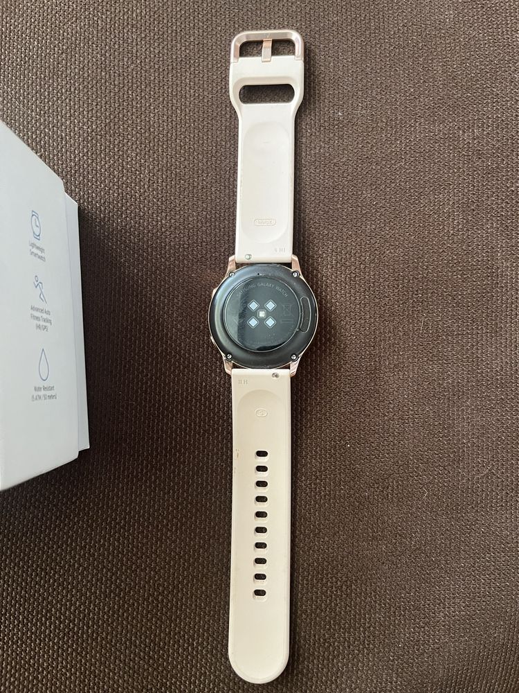 Жіночий смарт годинник samsung galaxy watch active