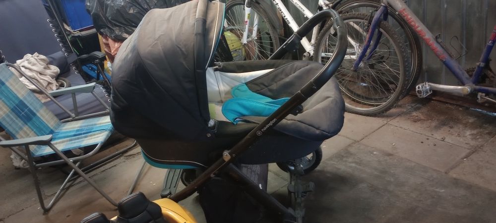 Wózek niemowlęcy 2 w 1