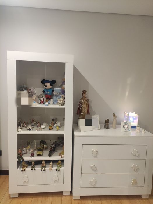 Mobília de quarto criança/bebé