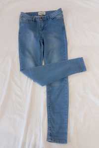 Жіночі джинси скіні