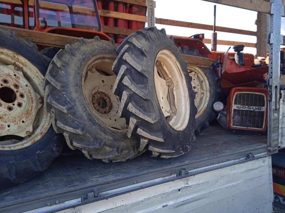 Ursus C335 c330 tył ciagnika kompletny z dokumentacja