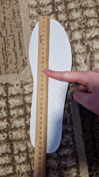 Білі кросівки 44р 28см