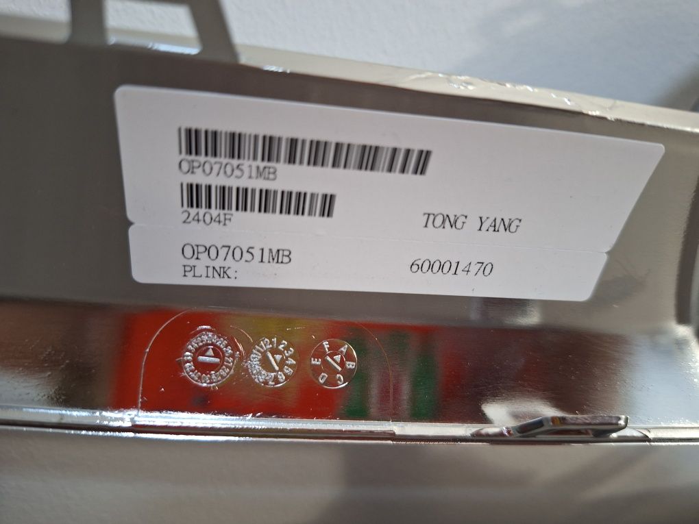 Atrapa chłodnicy  GRILL  OPEL CORSA E