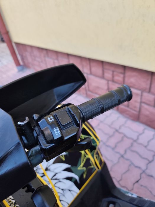 Квадроцикл BRP 650 outlander max XT 2013 рік