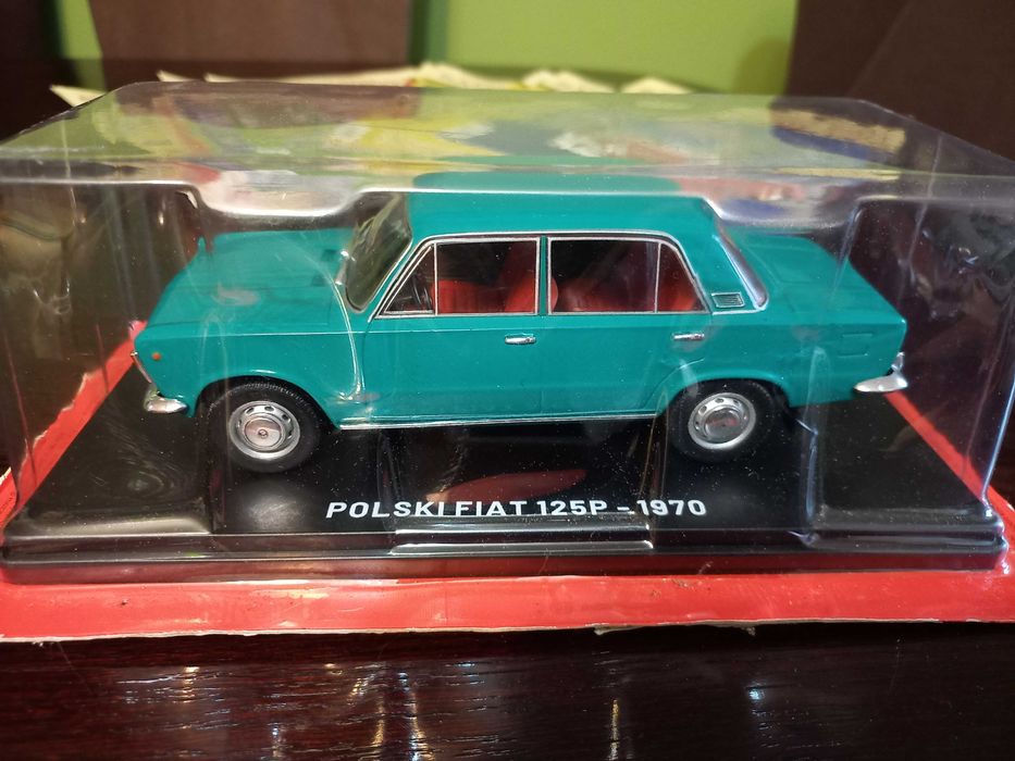 Model samochodów: Fiat 125p i Syrena 104 w skali 1:24