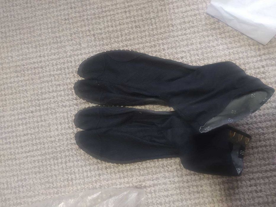 Таби (табі, tabi)