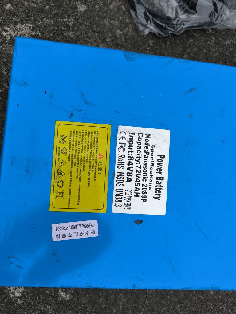 Zestaw: bateria 72V + sterownik 100a + manetka gazu + ładowarka