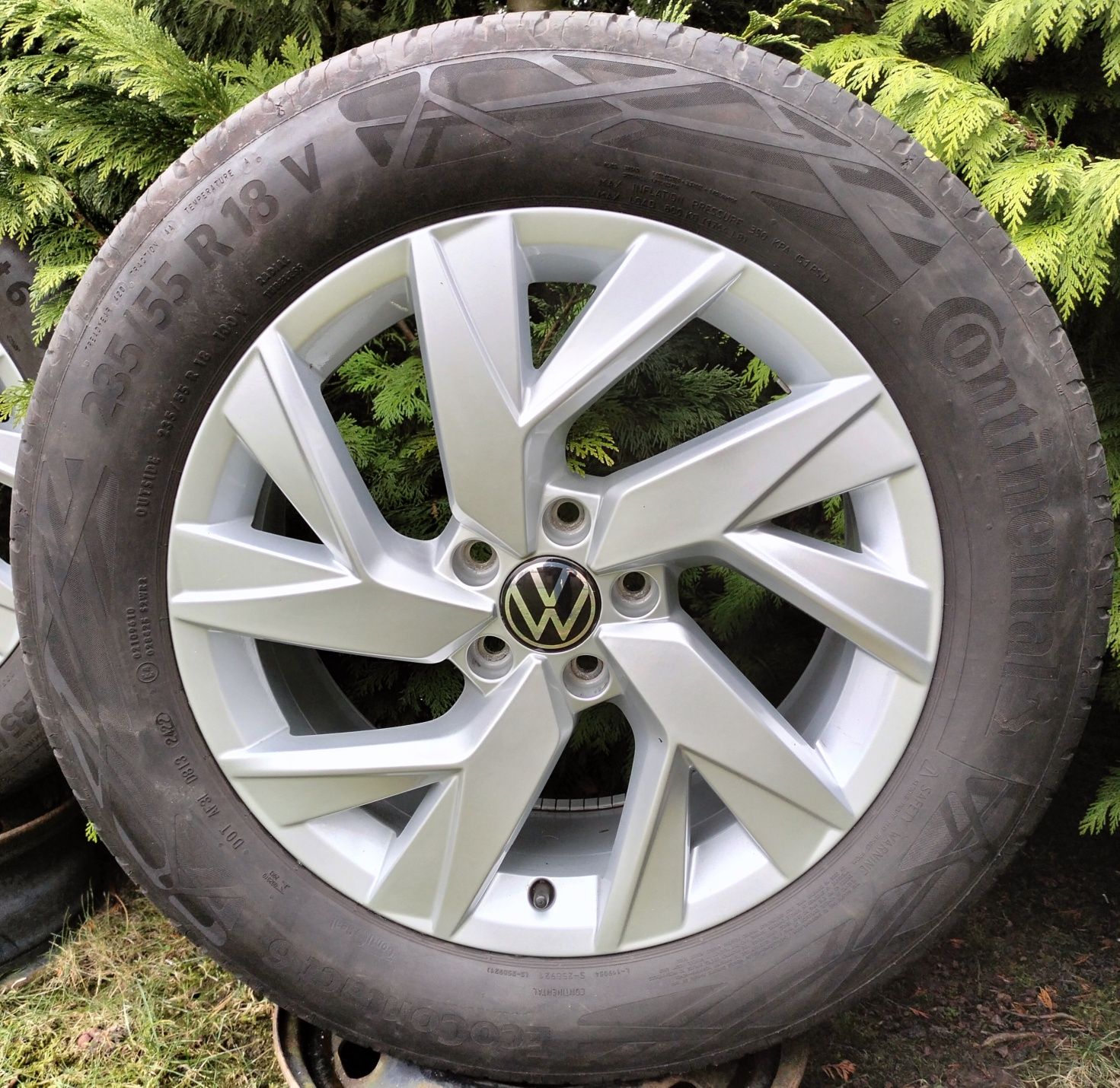 Felgi Oryginał VW Tiguan 7x18 ET43 5x112 Opony lato 235/55R18