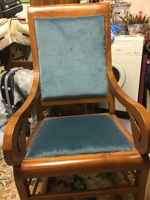 Cadeira de baloiço em madeira