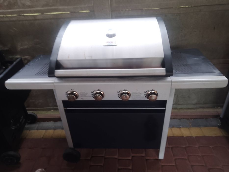 Grill gazowy palnikowy