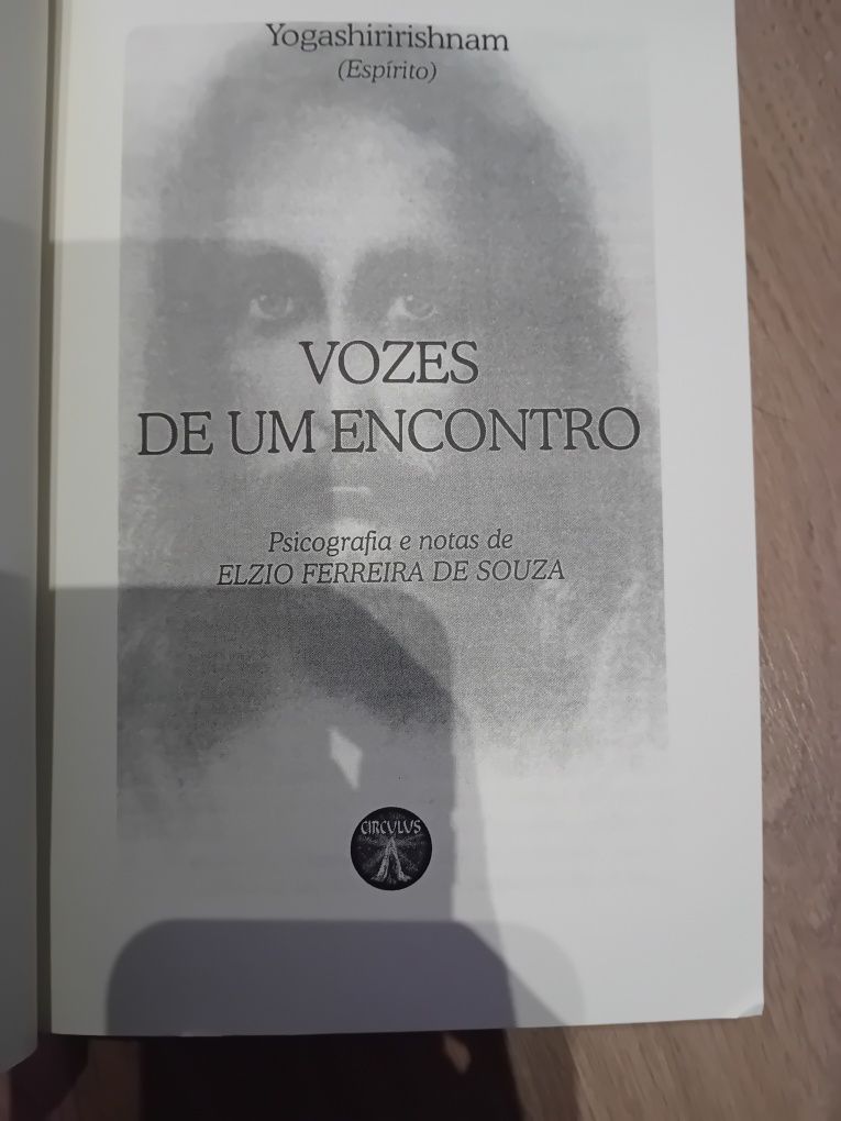 Vozes de um encontro • Yogashririshnam