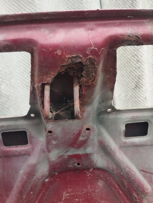 Продам капот Ланос