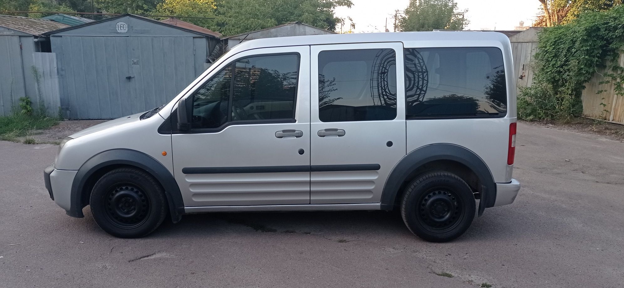 Ford Tourneo Connect пасажир