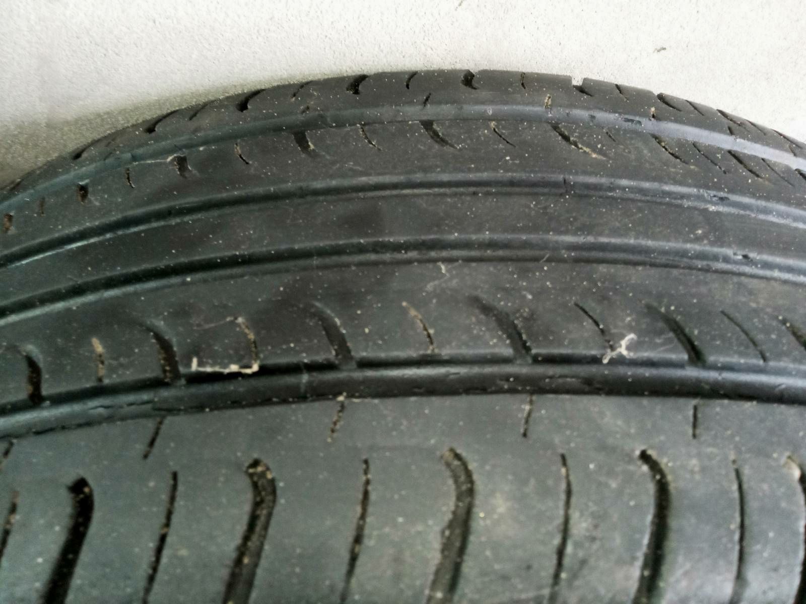 hankook optimo k415 225/60r17   5-6мм