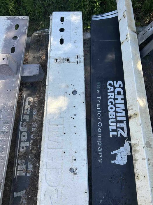 Zderzaki do naczepy schmitz,blacha lampy