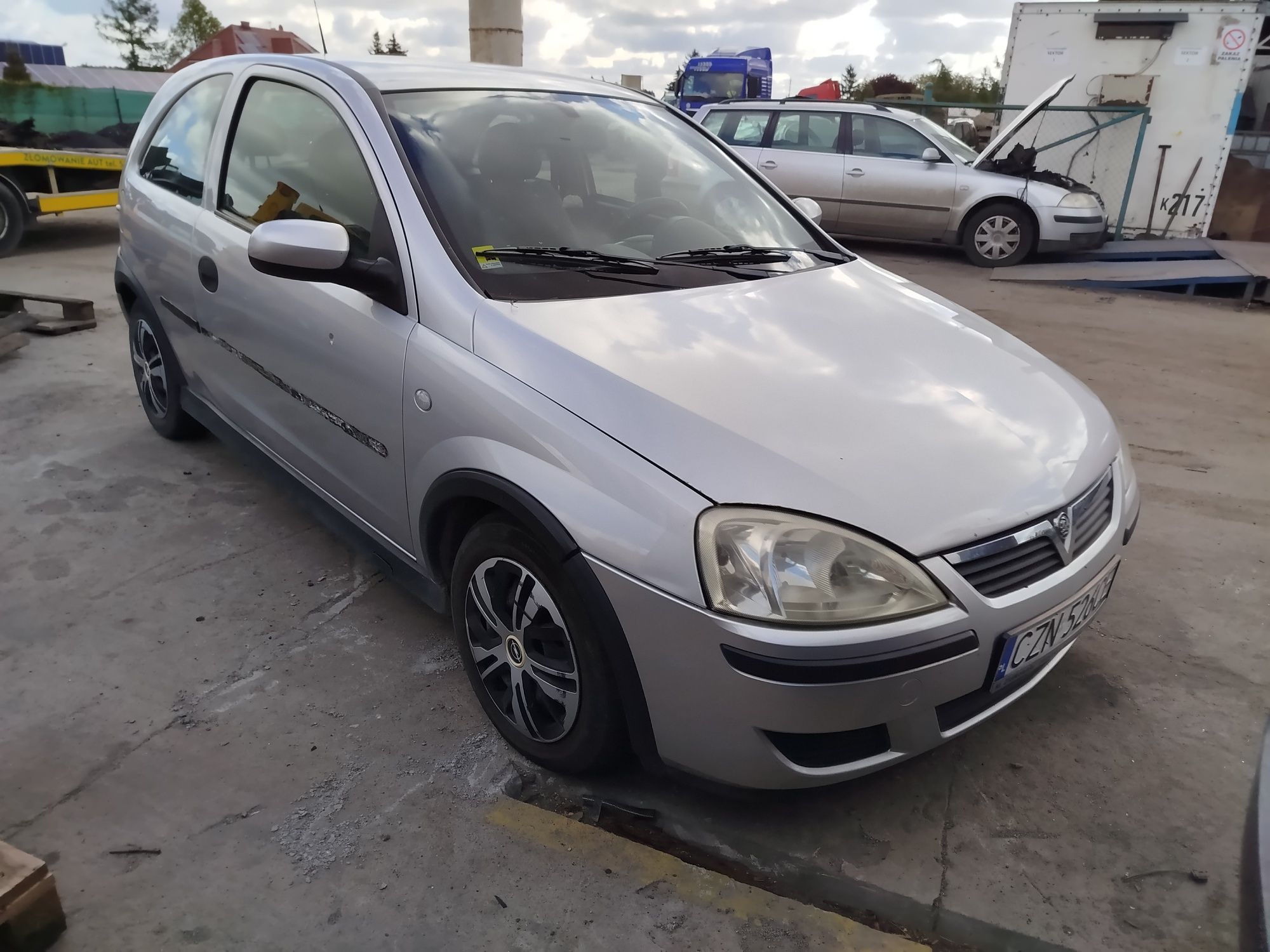 Corsa C Z157 kompletny przód maska zderzak lampy pas błotnik wysyłka