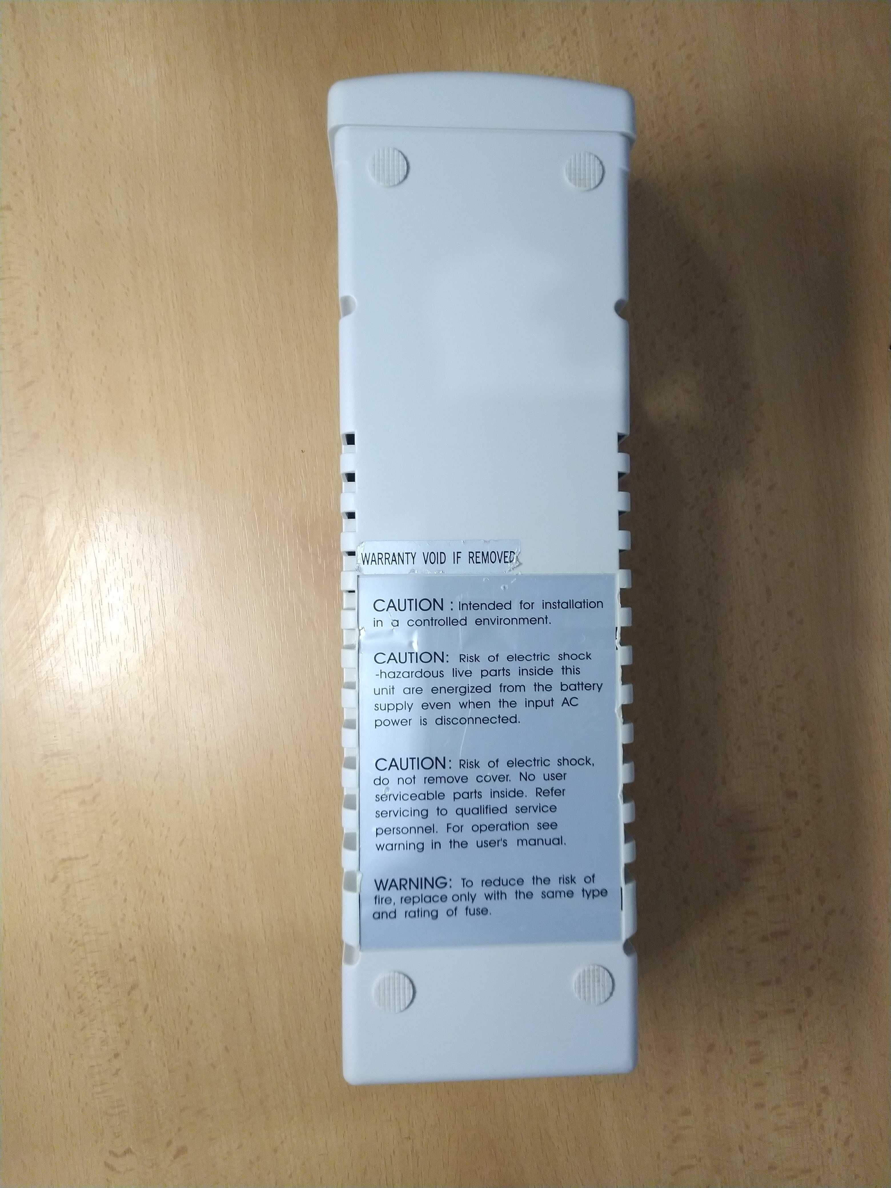 Блок безперебійного живлення UPS POWERCOM KIN-525A, нова батарея!