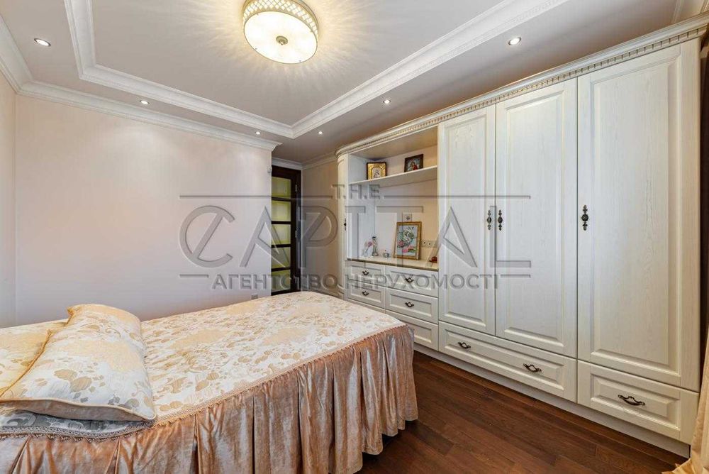 ОРЕНДА Бізнес-клас на висоті: стильна 3-к 108м2 з авторським ремонтом