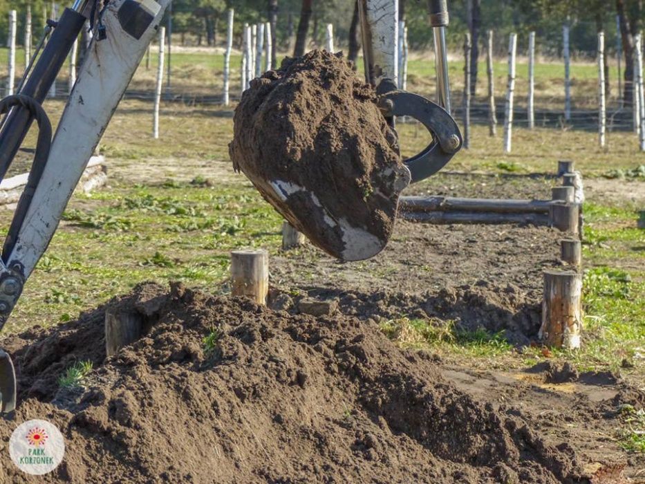 Instalacje elektryczne, gazowe, sanitarne. Usługi Mini Koparką wykopy.