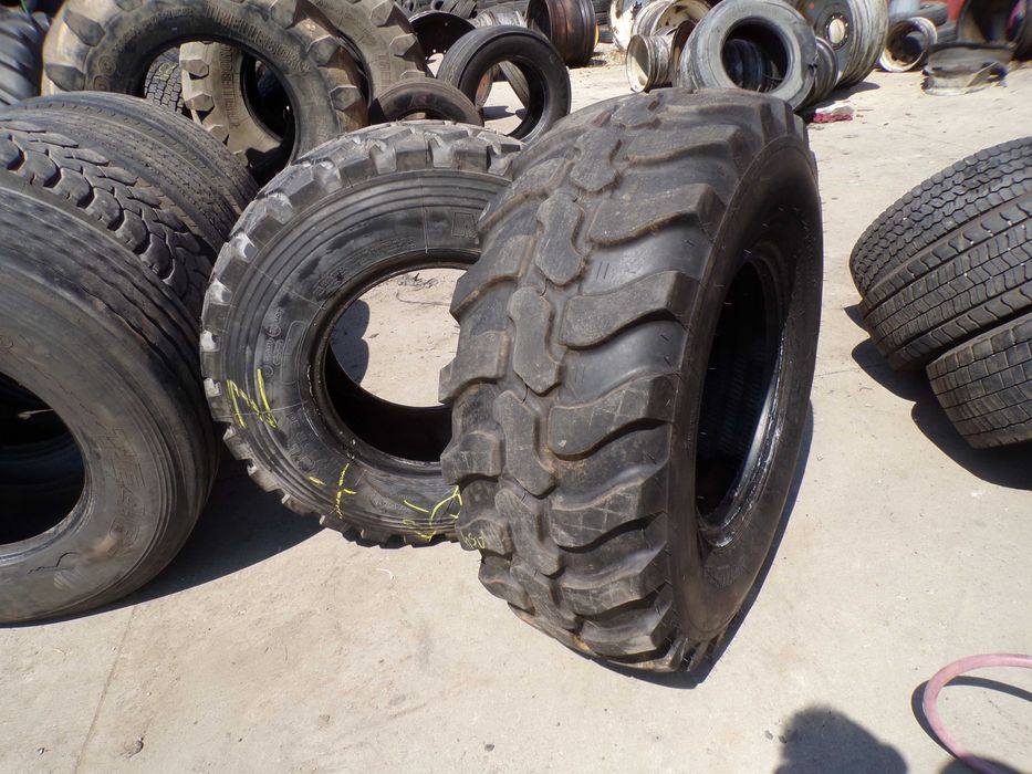Opona 405/70R20 16/70R20 DUNLOP SP T9 (880 netto)