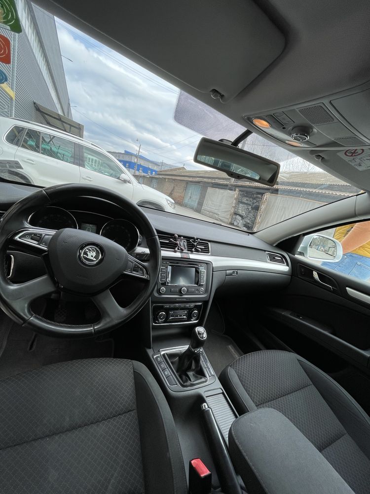 Skoda Superb 2015