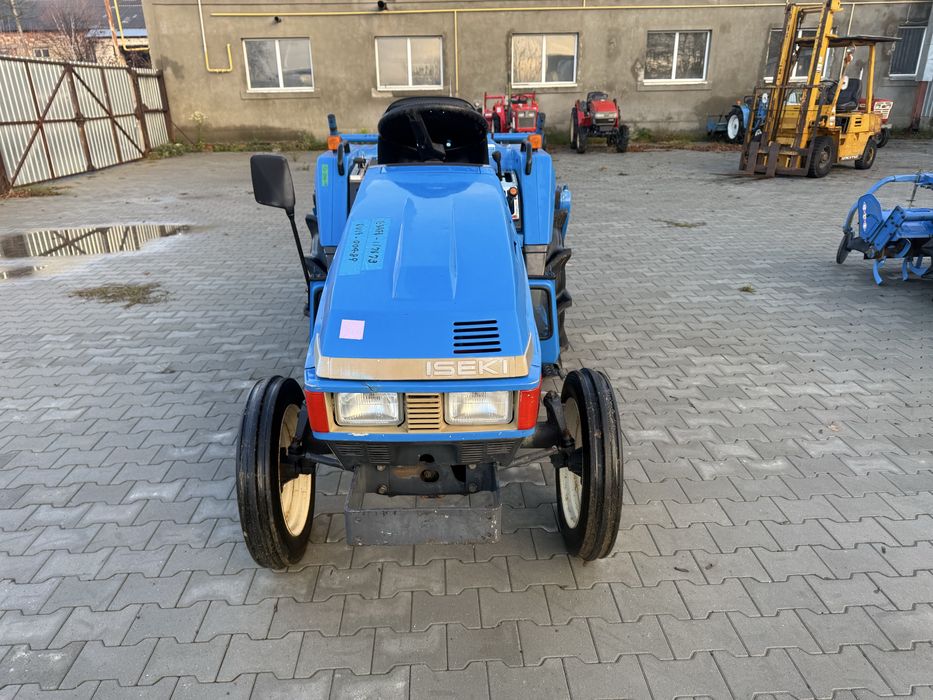 Японський трактор Iseki TU205 LandHope