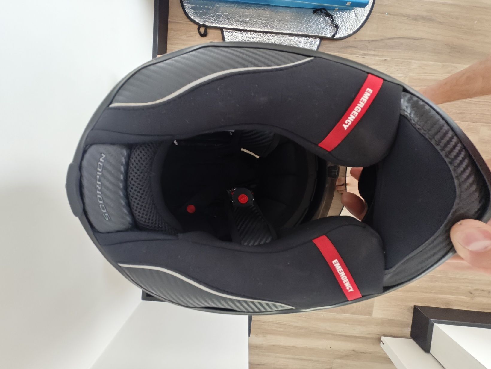 Kask Scorpion exo1400
