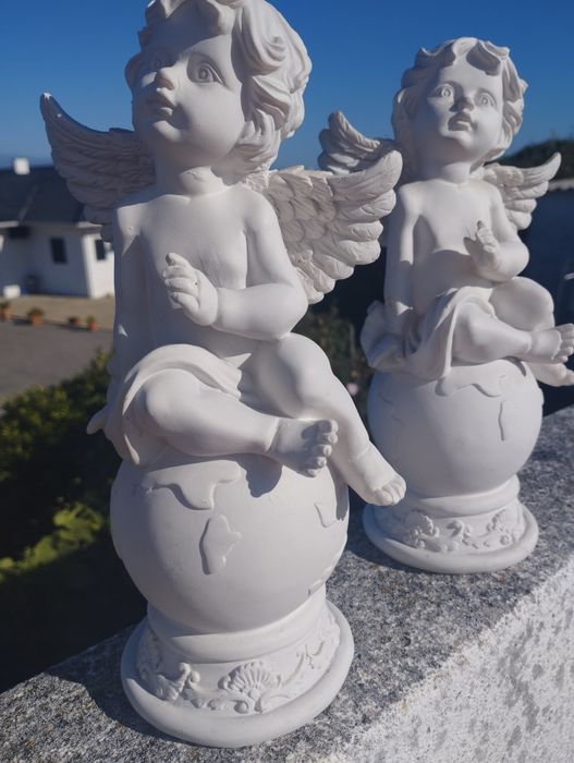 Dois Anjos para decoração.