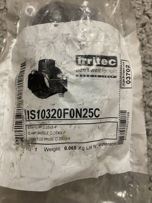 Хомут для врізки в трубу Д25x3/4" Irritec