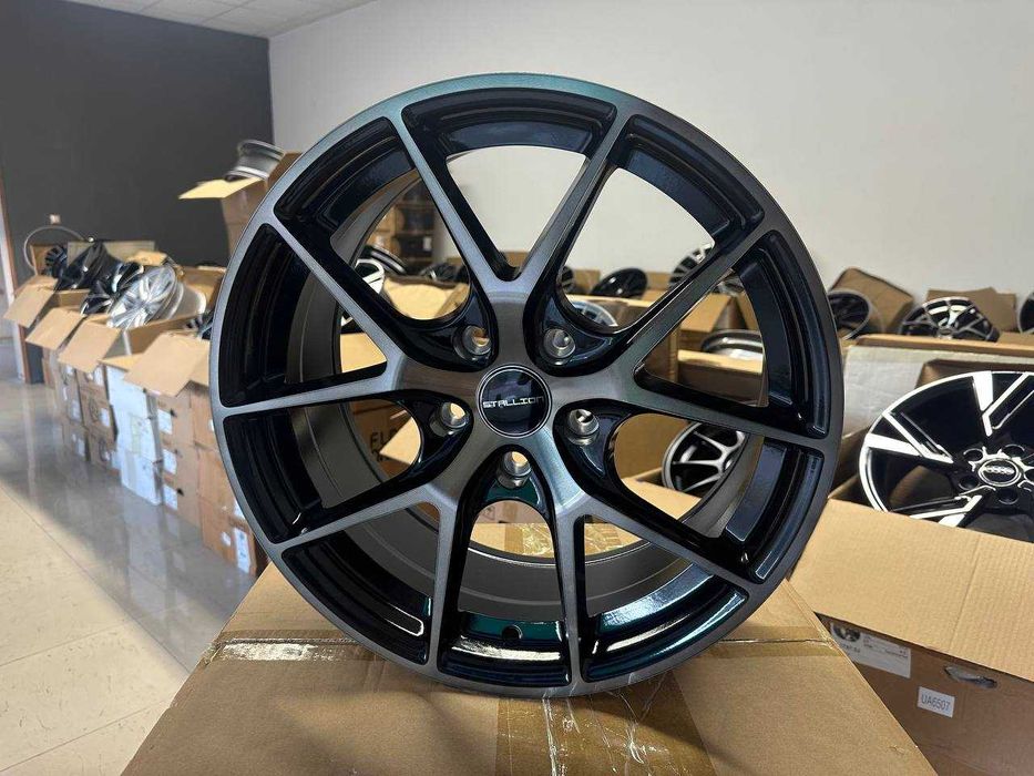 Нові диски R17 5*114.3 / Ковпачки на вибір / Магазин