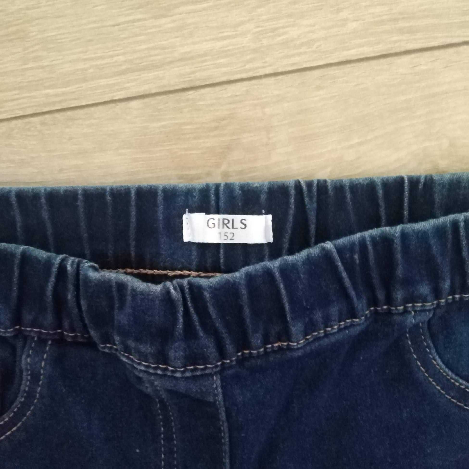 Spodnie jeansy granatowe dla dziewczynki roz152 stan idealny