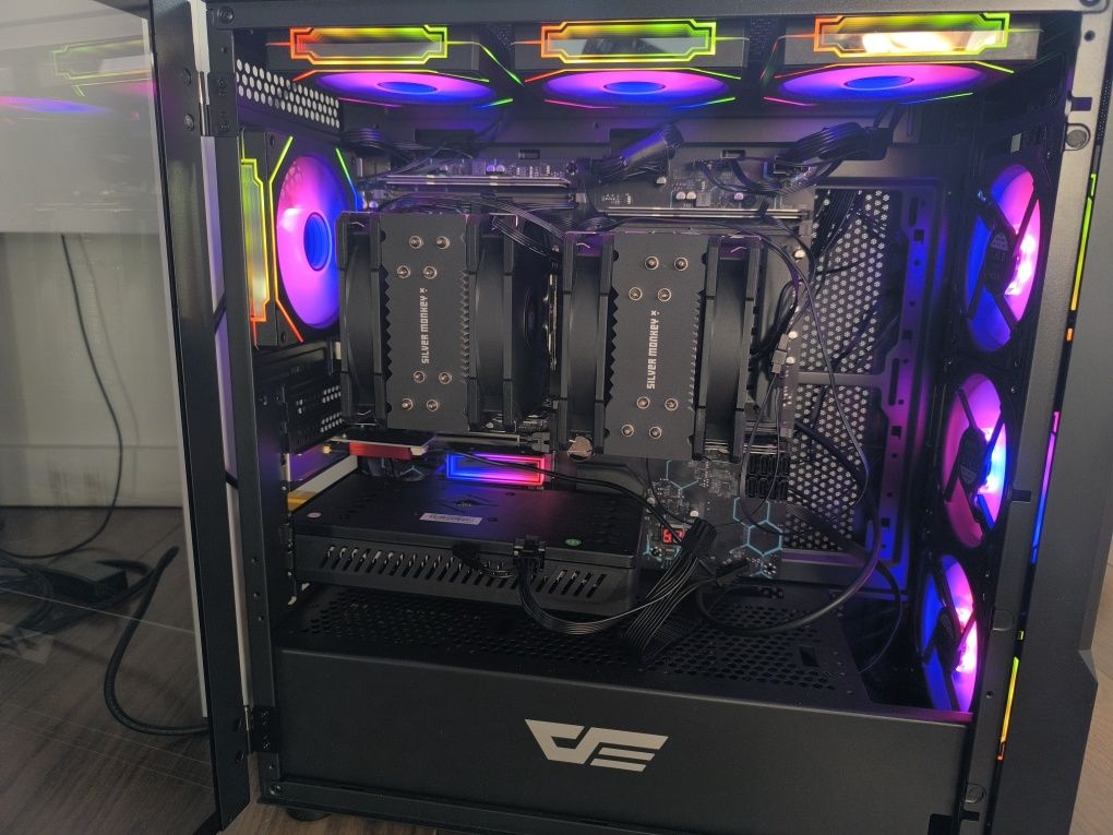 Komputer gamingowy - stacja robocza E5 2699 Radeon 6700xt  64GB DDR4