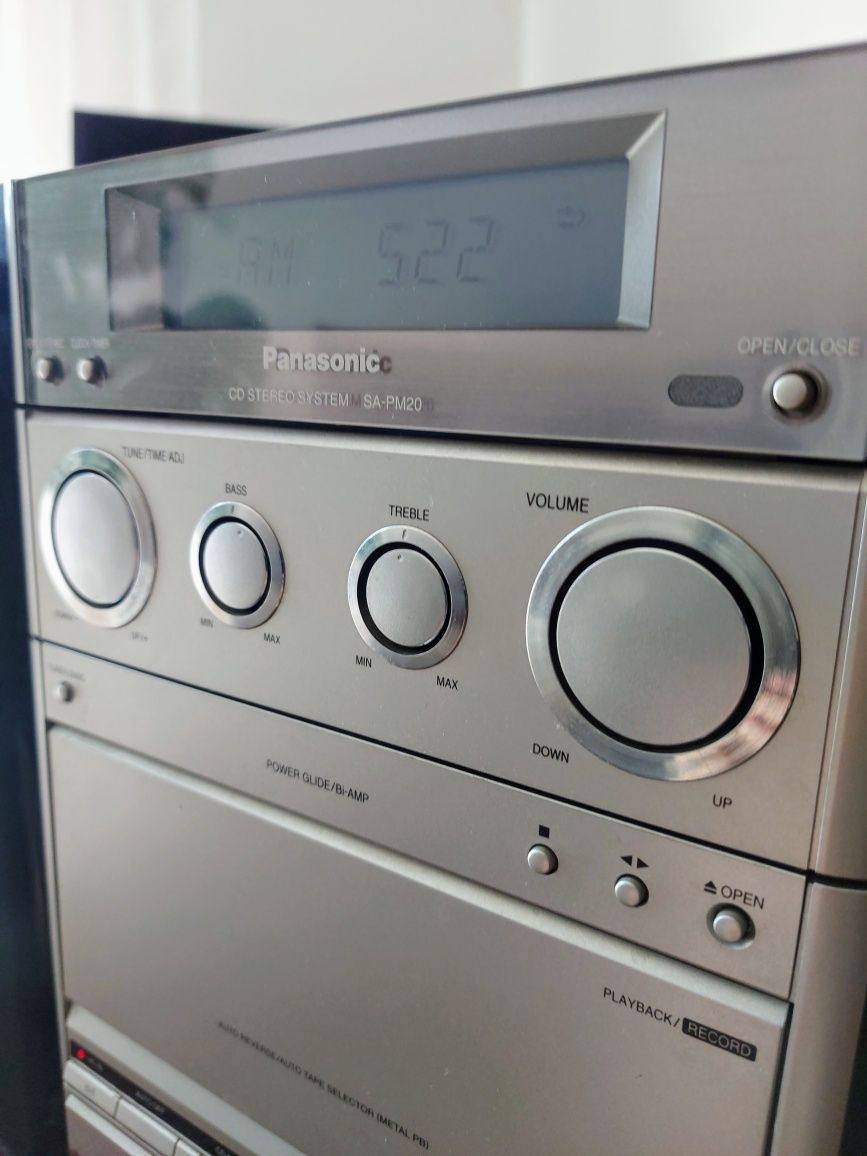 Wieża Panasonic CD radio