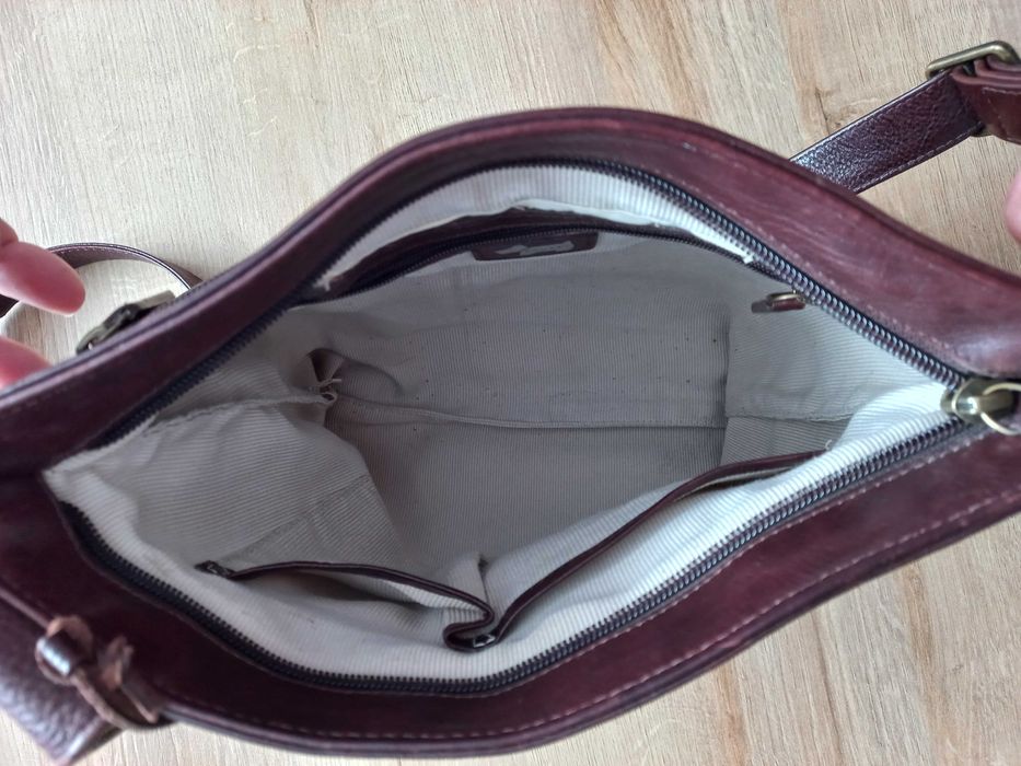 Torebka damska listonoszka