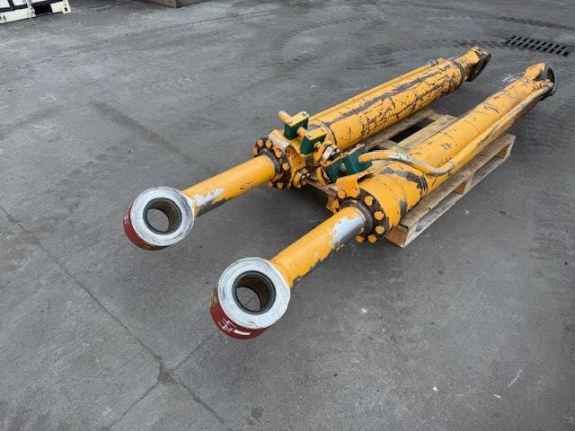 Siłownik do koparki 70 ton używany L-3100