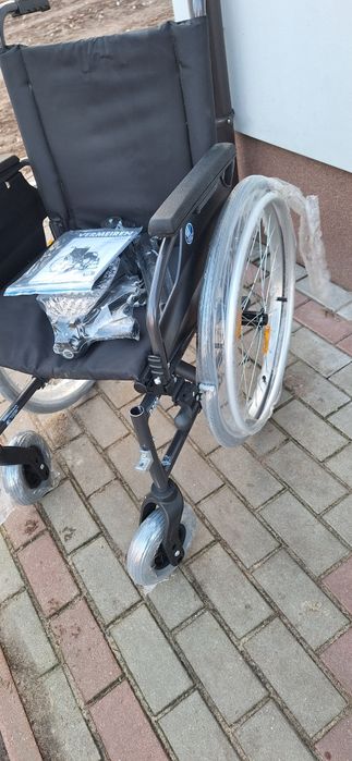 Wózek inwalidzki Vermeiren D200P