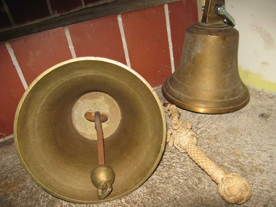 Dzwon mosiężny sprzedam