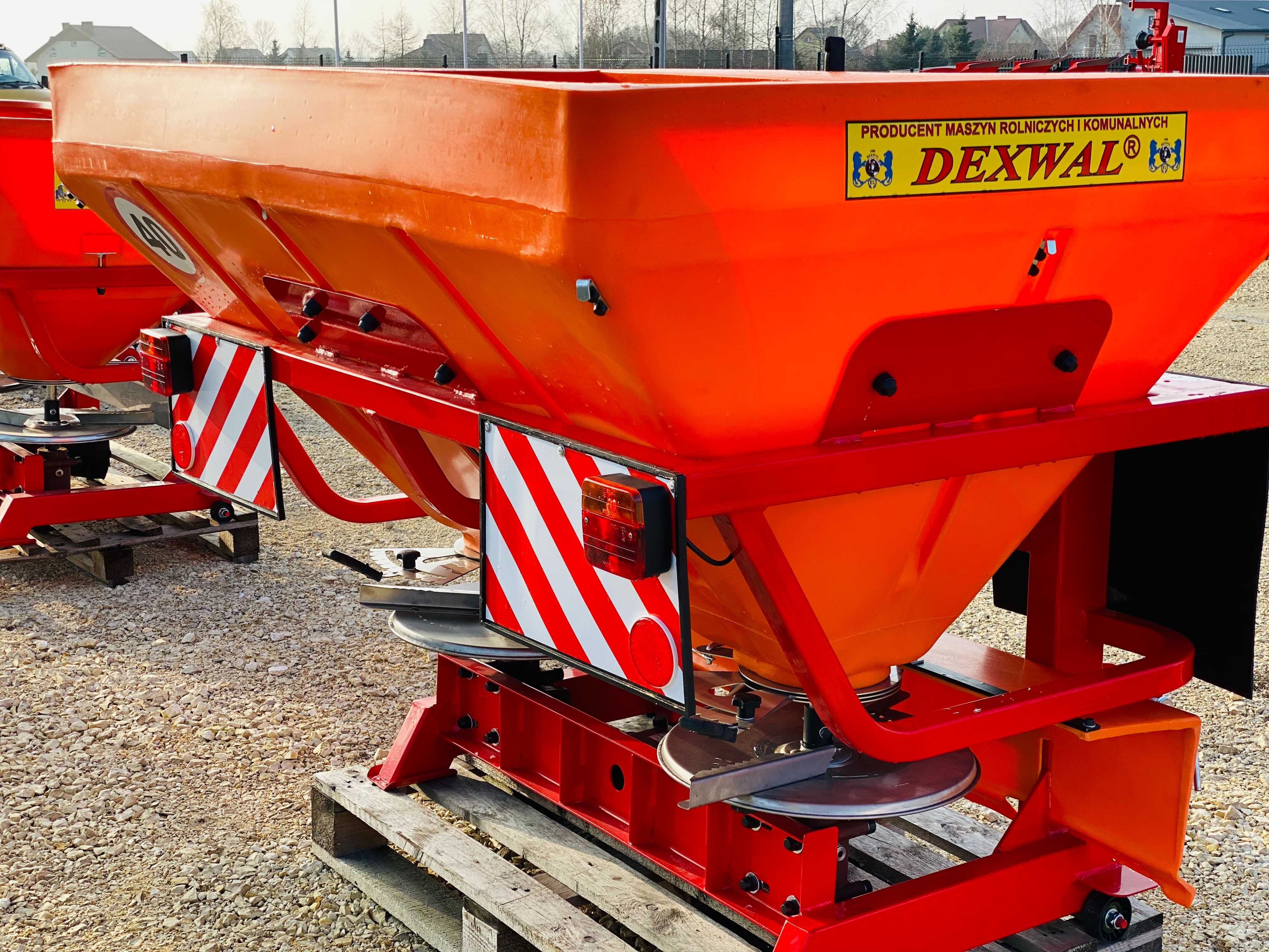 PROMOCJA Rozsiewacz Nawozów dwu tarczowy TORNADO DUO LIFT 600L