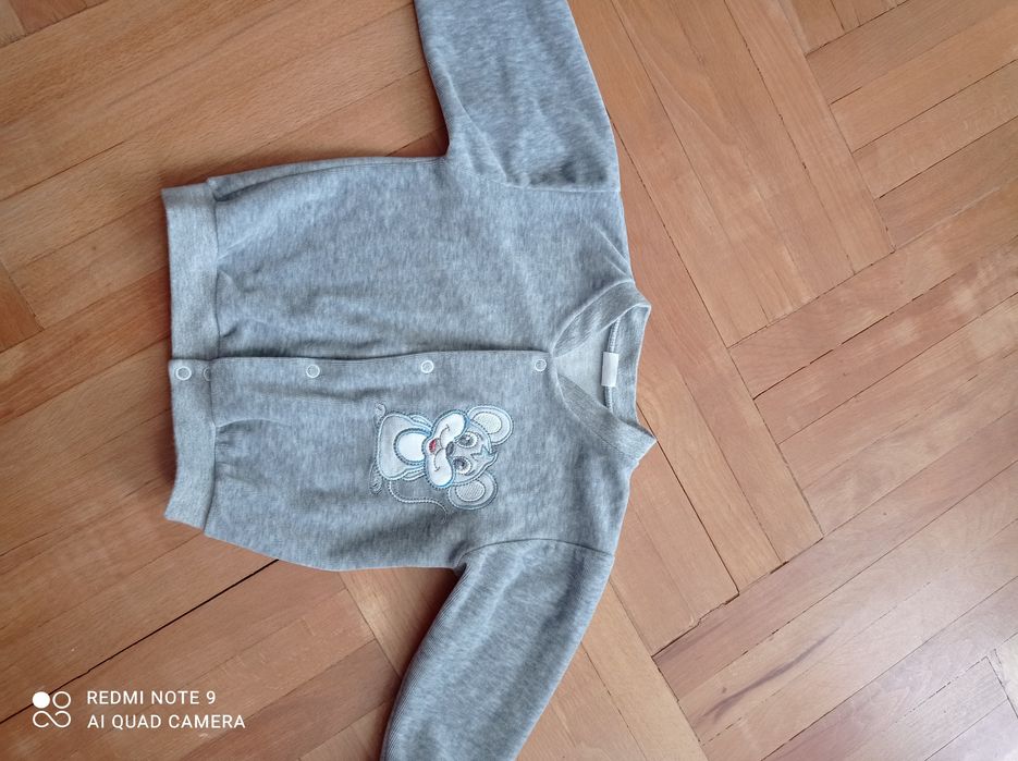 Szara, welurowa bluza bomberka r.86