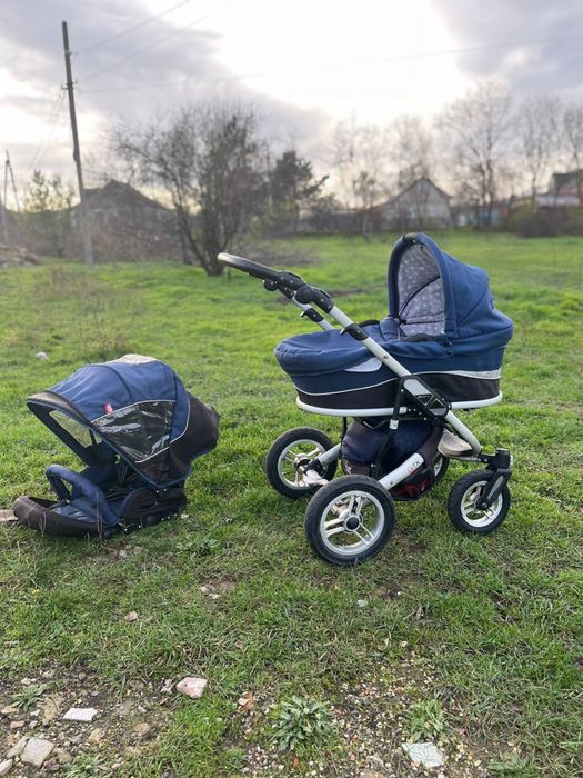 Коляска 2в1 в очень хорошем состоянии