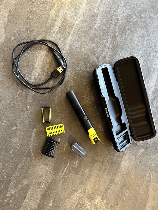 Philips OneBlade 360 – elektryczna golarka i trymer (bez ostrzy)