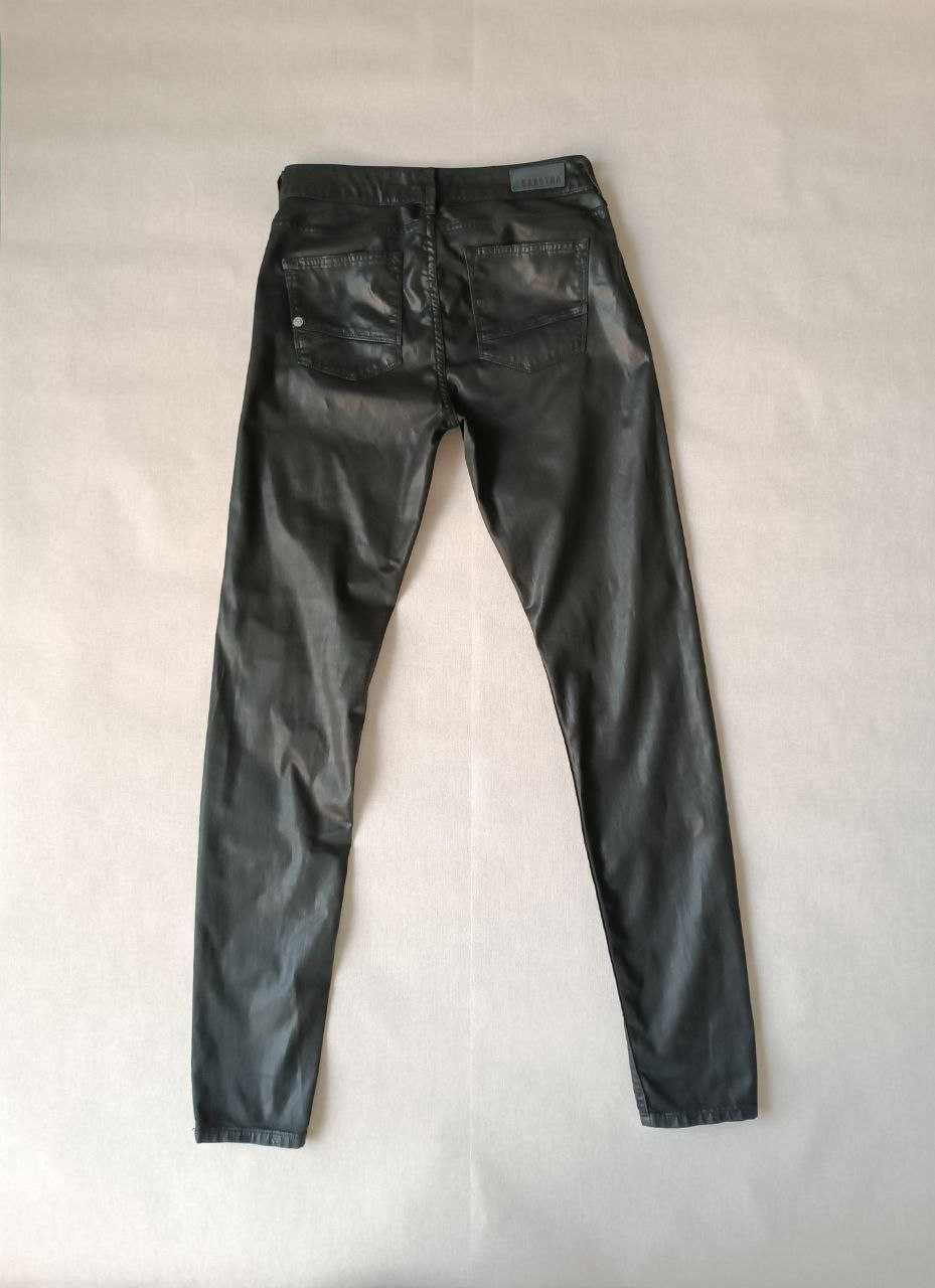 Ваксовані фірмові джинси W26, L32 на розмір eur 36