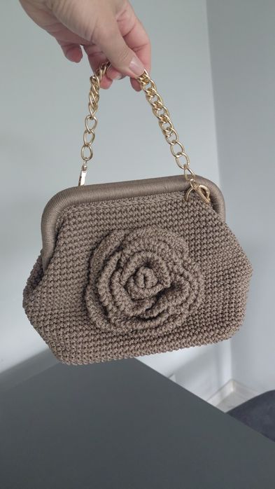 Unikatowa ręcznie robiona torebka handmade w kolorze cappuccino z różą
