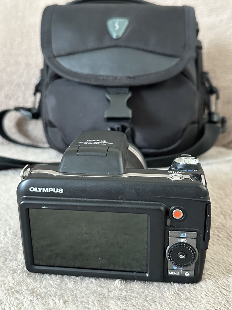 Продам фотоапарат Olympus SP-800UZ