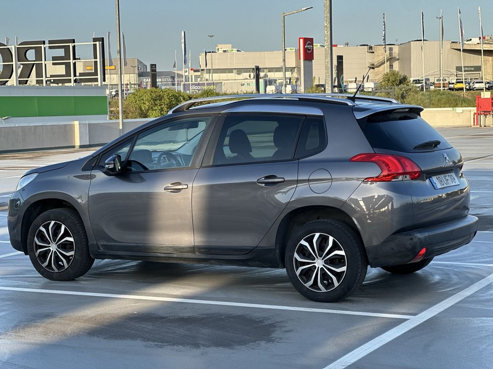 PEUGEOT 2008 1.6 Allure AUTO - Como Novo!