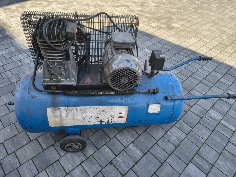 Kompresor olejowy 200l